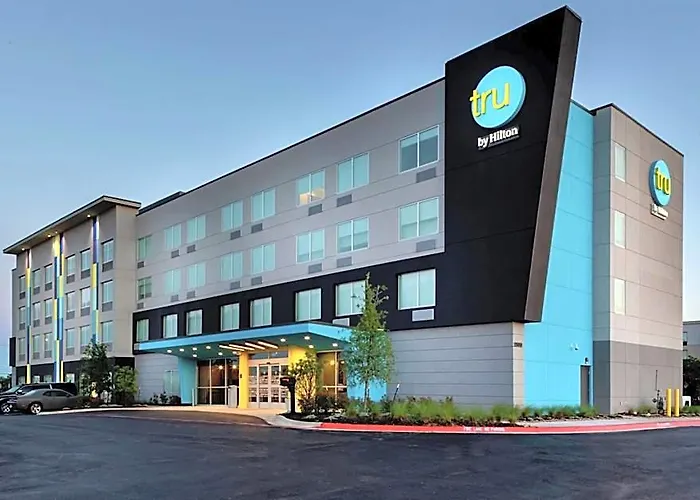 Hotel Tru By Hilton 3*